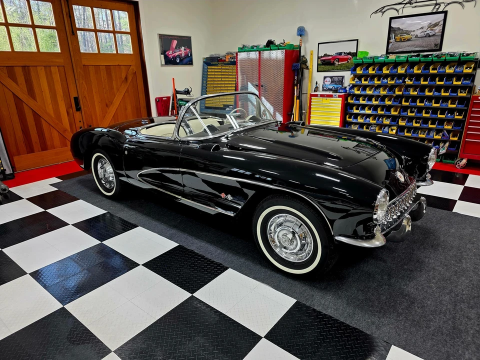 1957 Chevrolet Corvette C1 - Image 18 of 31