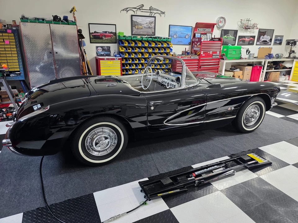 1957 Chevrolet Corvette C1 - Image 23 of 31