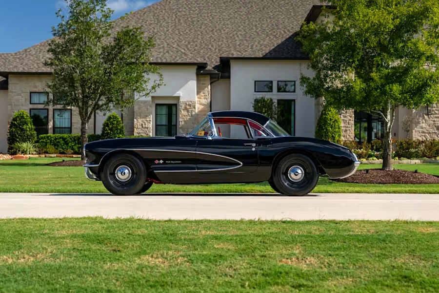 1957 Chevrolet Corvette C1 - Image 2 of 30