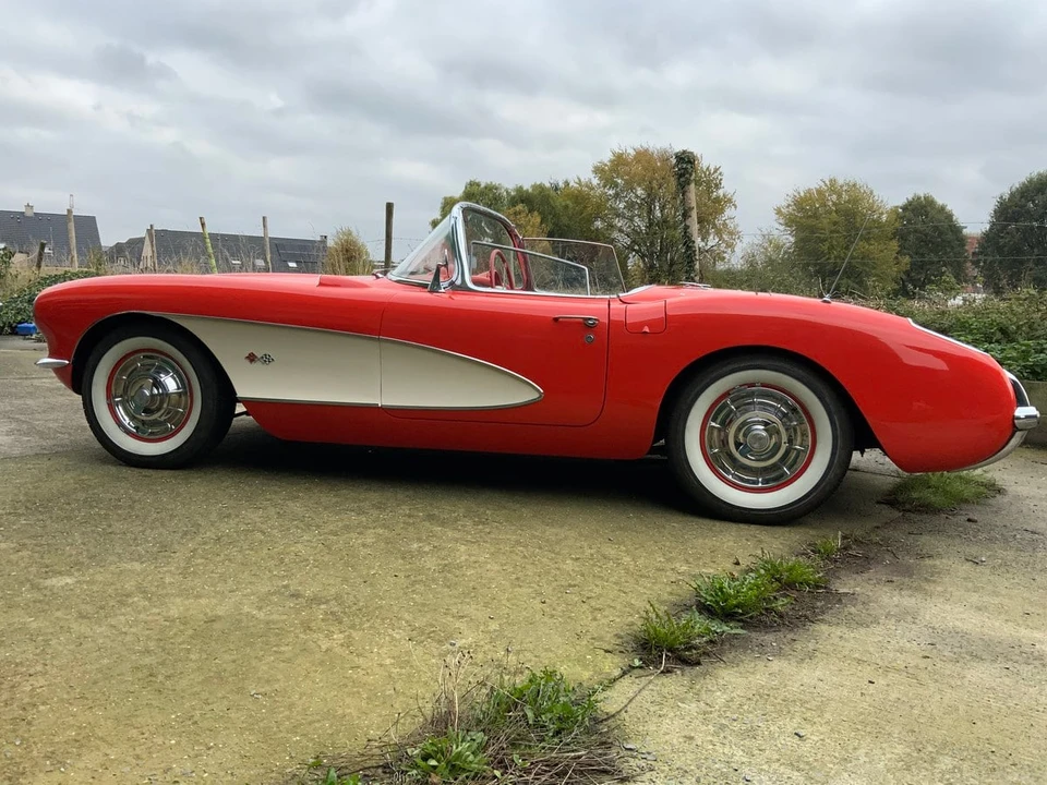 1957 Chevrolet Corvette C1 - Image 2 of 30