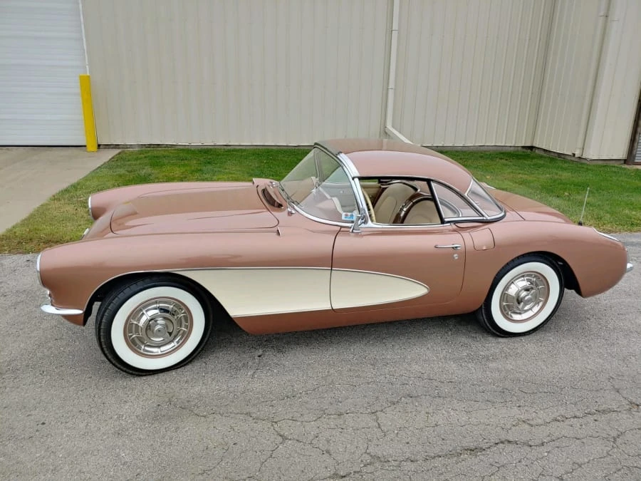 1957 Chevrolet Corvette C1 - Image 2 of 12
