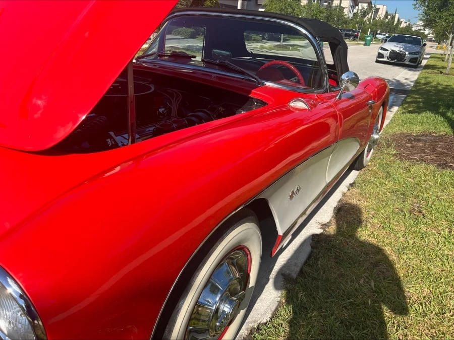 1957 Chevrolet Corvette C1 - Image 14 of 31