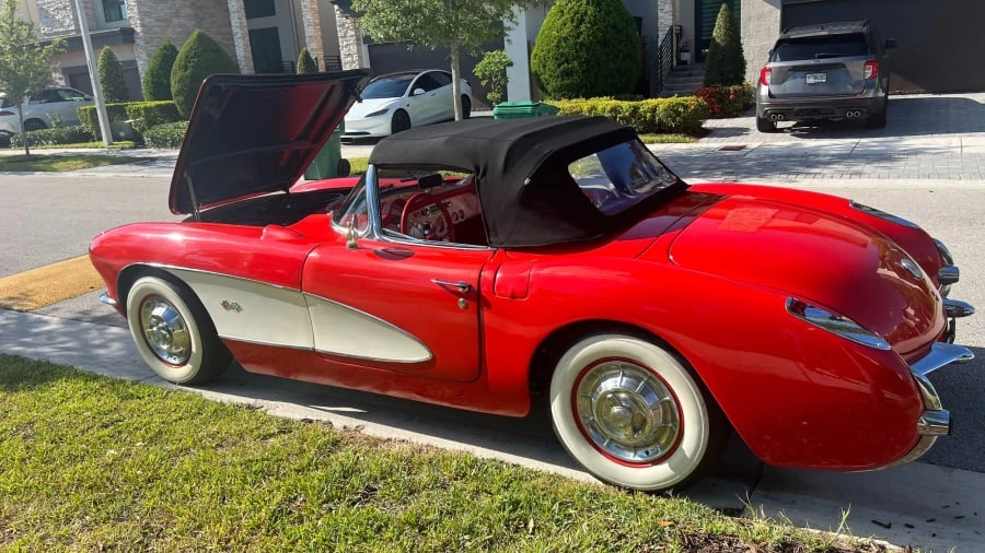 1957 Chevrolet Corvette C1 - Image 4 of 31