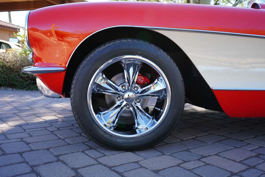 1957 Chevrolet Corvette C1 - Image 25 of 31