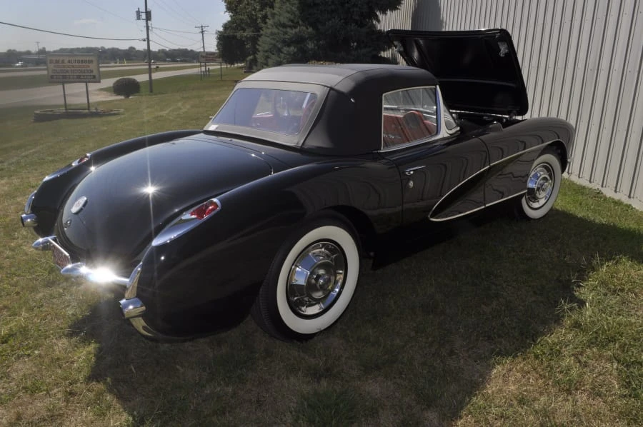 1957 Chevrolet Corvette C1 - Image 2 of 7