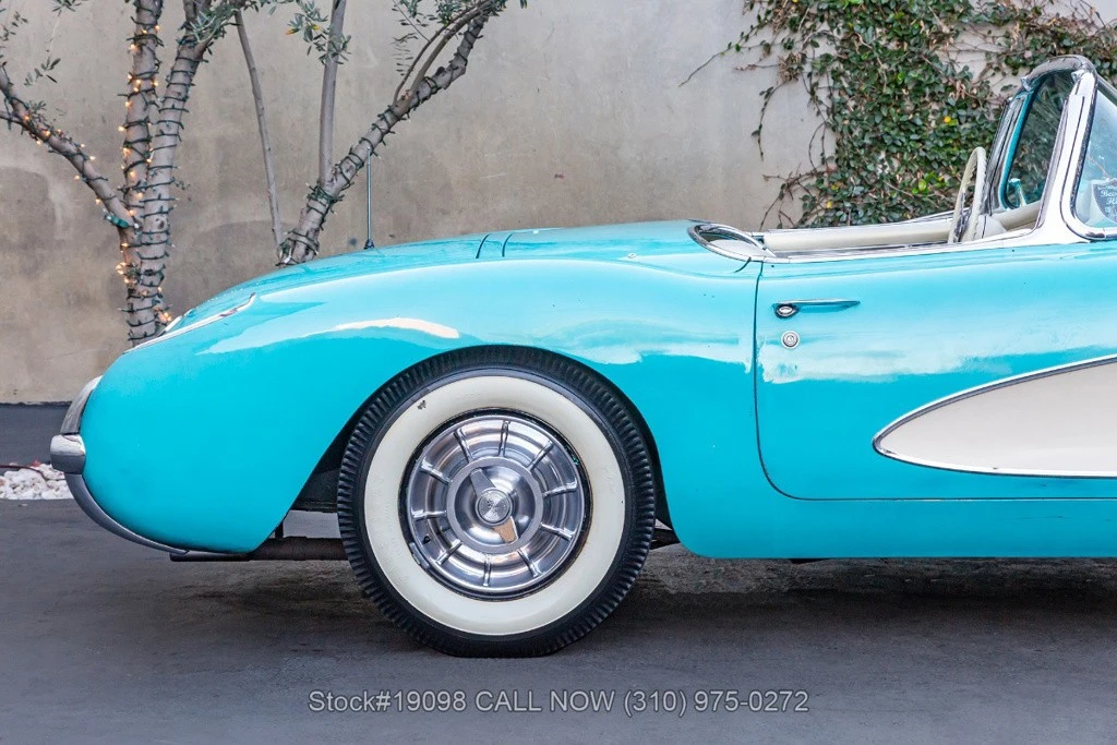 1957 Chevrolet Corvette C1 - Image 17 of 24