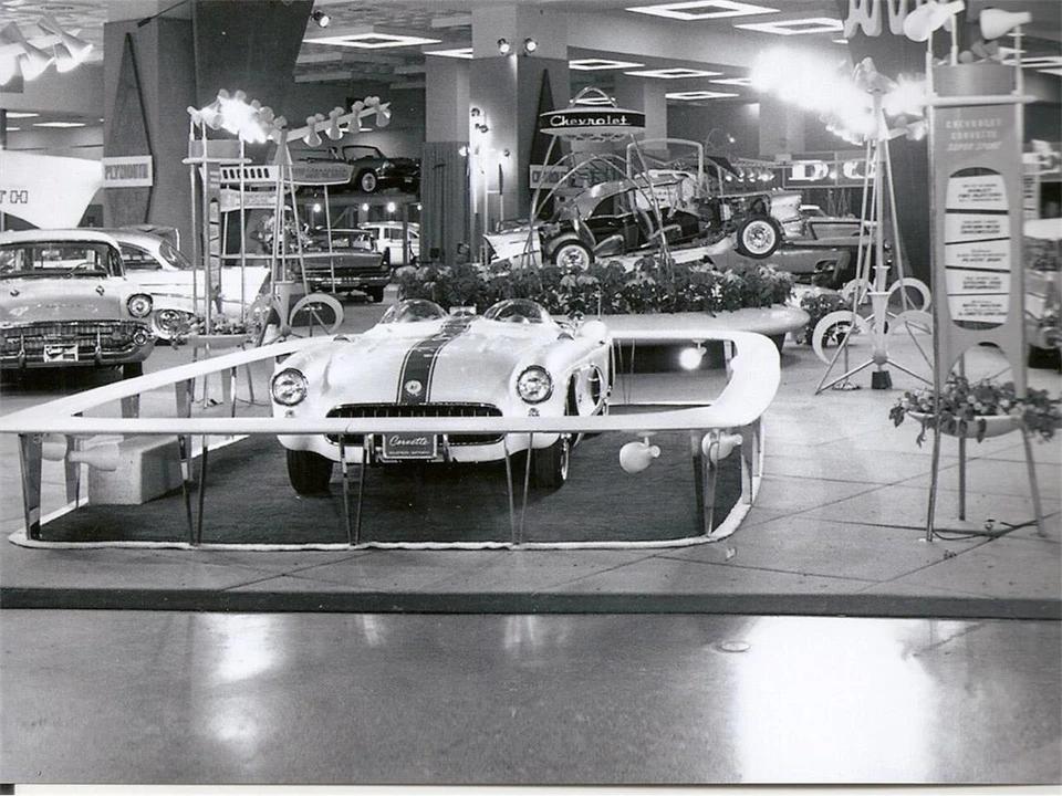 1957 Chevrolet Corvette C1 - Image 2 of 31