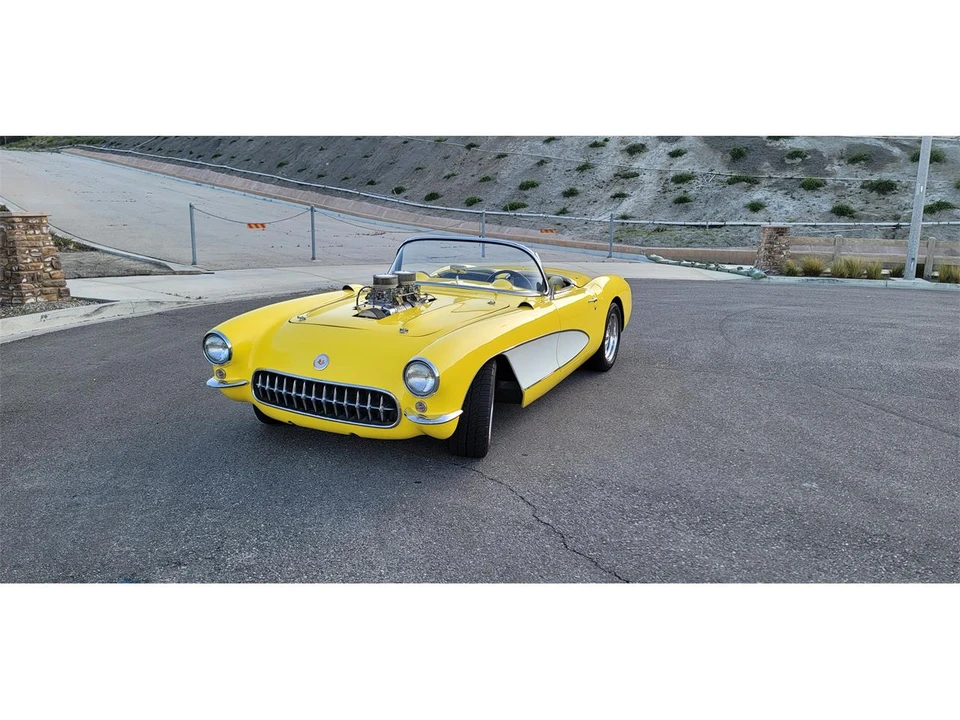 1957 Chevrolet Corvette C1 - Image 2 of 31