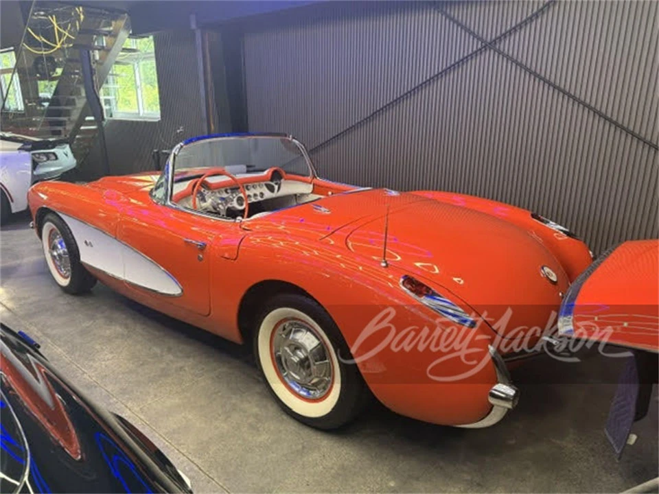 1957 Chevrolet Corvette C1 - Image 2 of 4