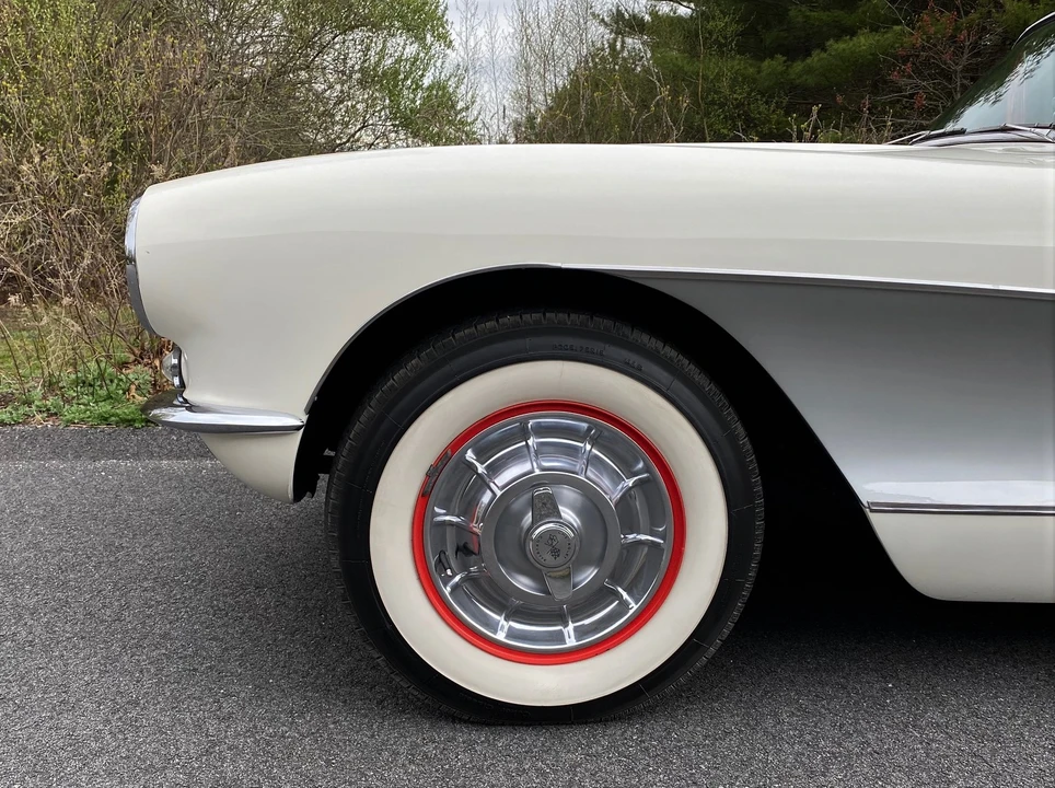 1957 Chevrolet Corvette C1 - Image 20 of 31