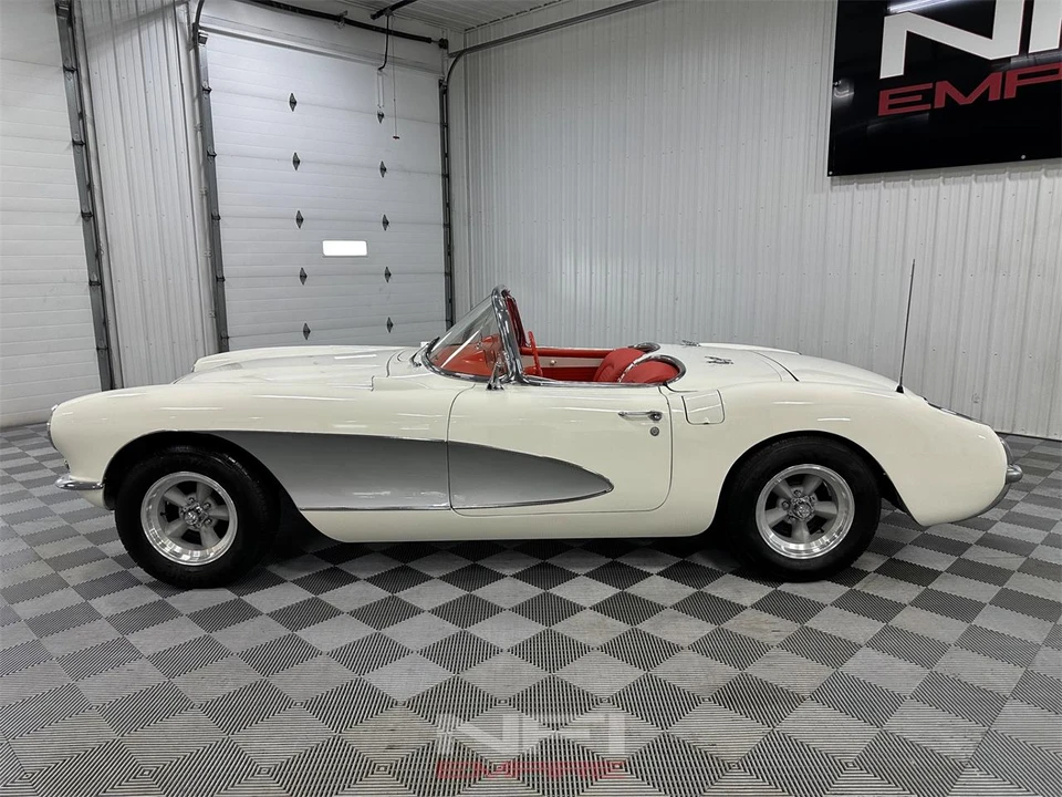 1957 Chevrolet Corvette C1 - Image 3 of 31