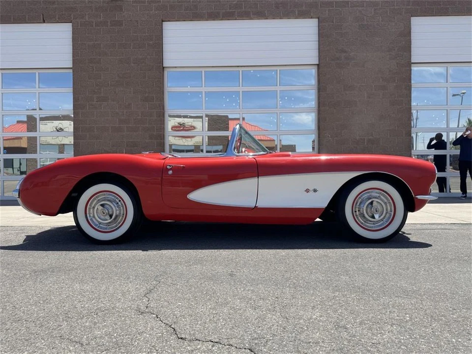 1957 Chevrolet Corvette C1 - Image 3 of 31