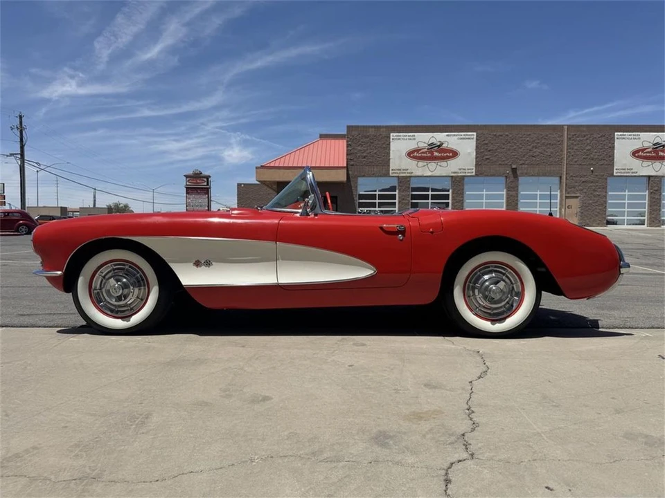 1957 Chevrolet Corvette C1 - Image 10 of 31