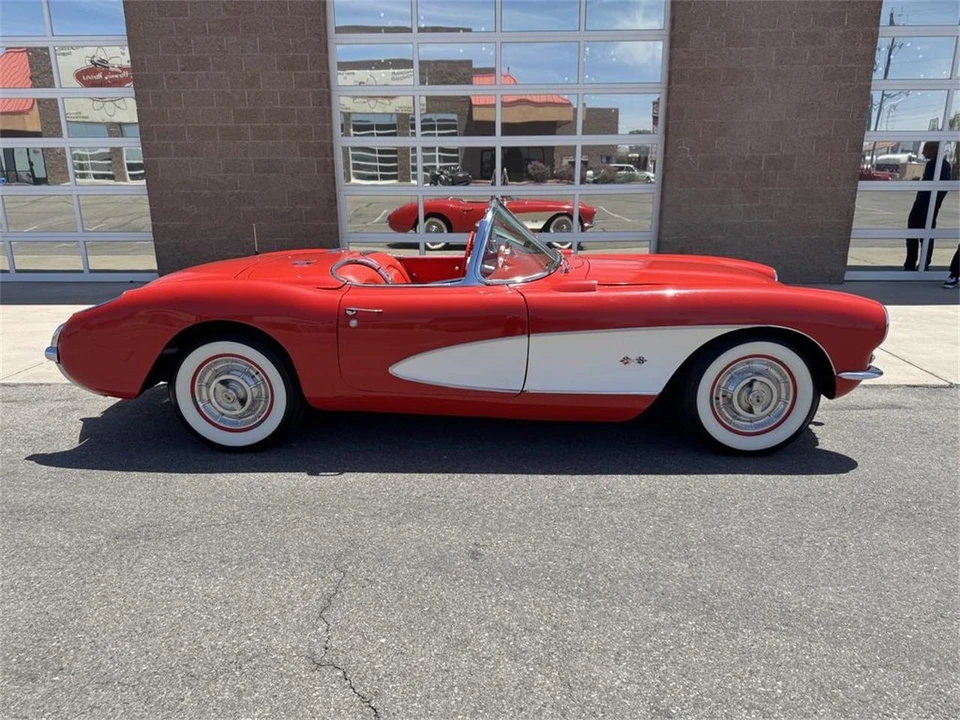 1957 Chevrolet Corvette C1 - Image 4 of 31