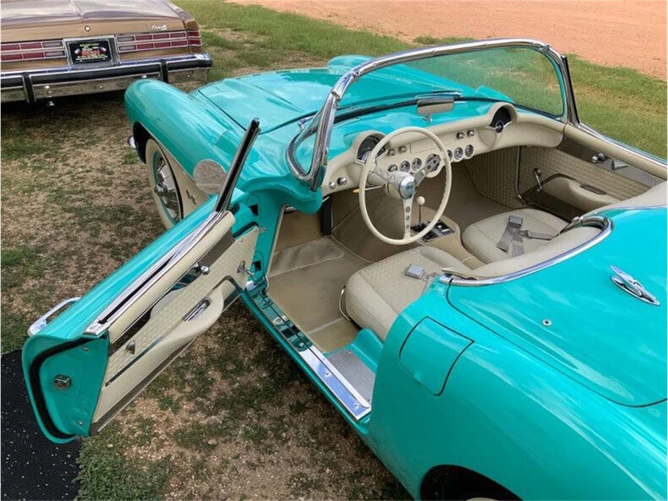 1957 Chevrolet Corvette C1 - Image 19 of 31