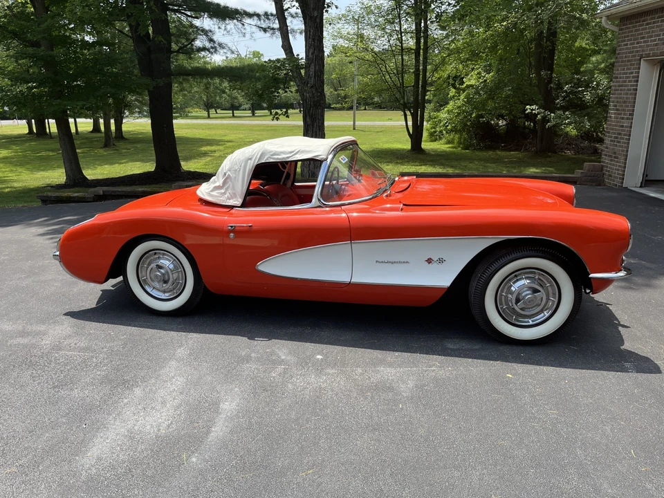 1957 Chevrolet Corvette C1 - Image 2 of 31