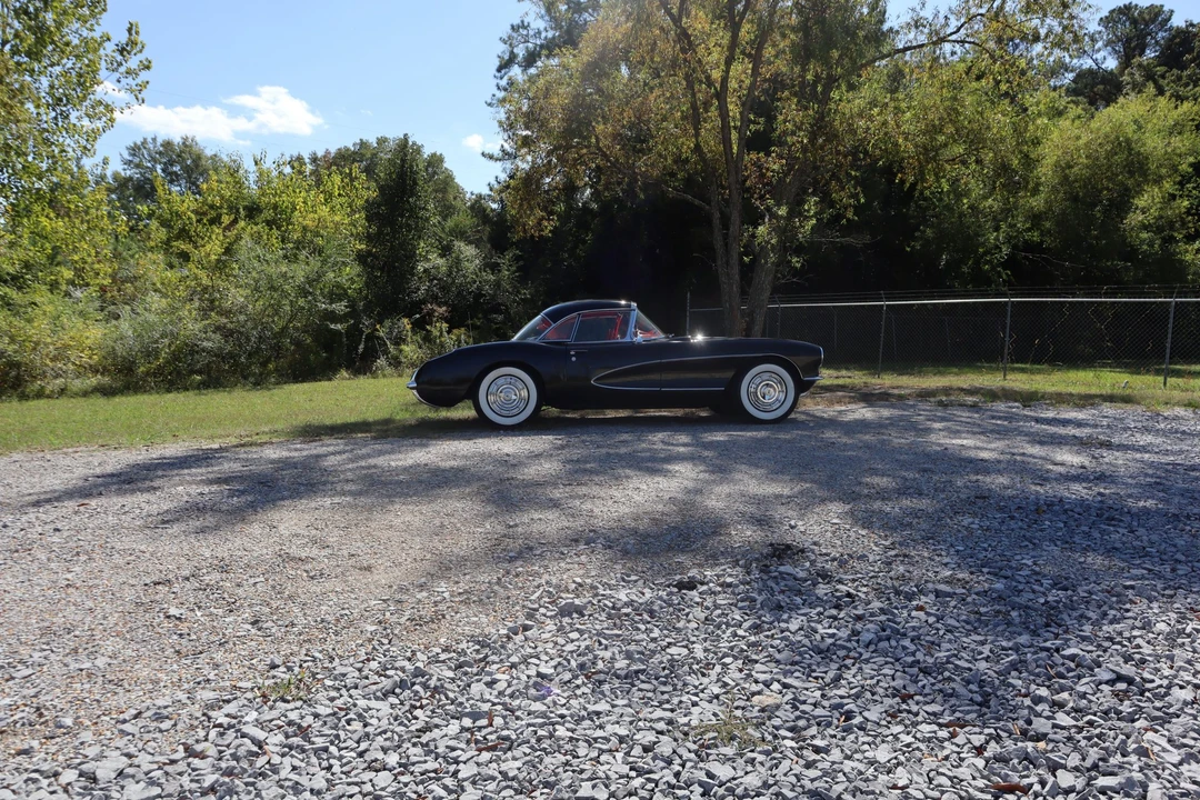 1957 Chevrolet Corvette C1 - Image 10 of 31