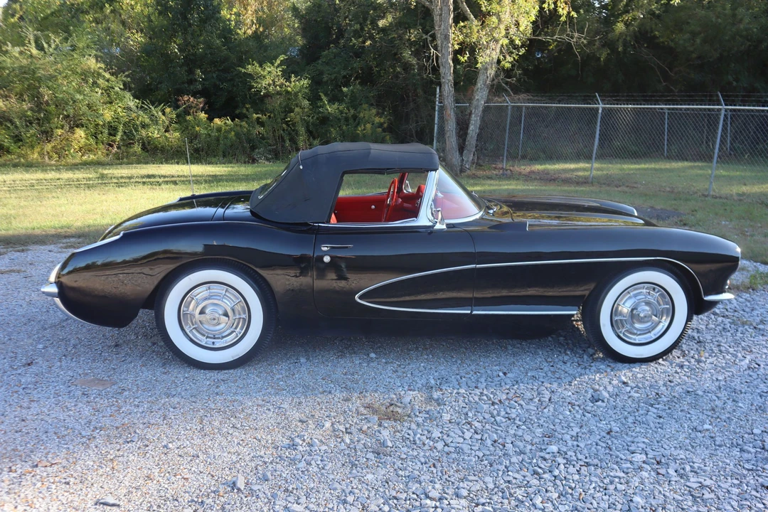 1957 Chevrolet Corvette C1 - Image 4 of 31