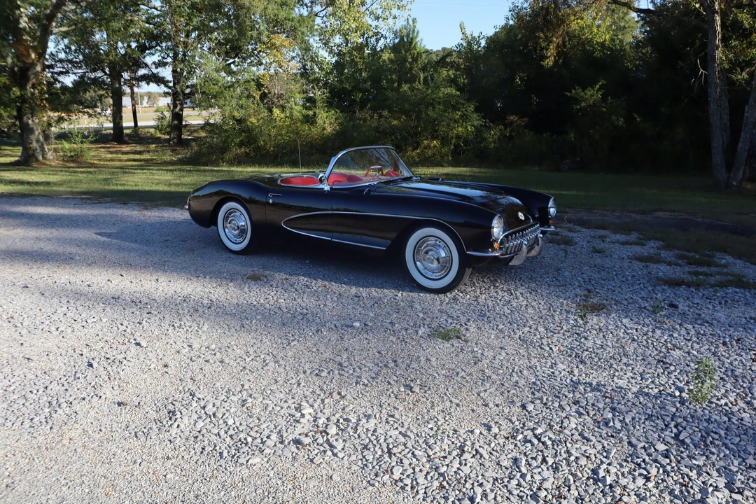 1957 Chevrolet Corvette C1 - Image 2 of 31