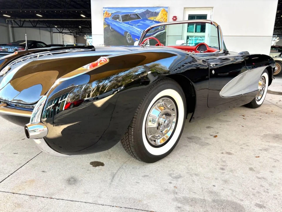 1957 Chevrolet Corvette C1 - Image 16 of 31