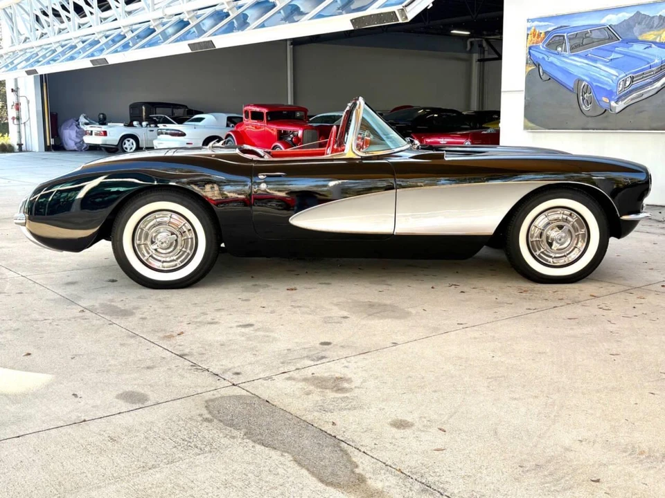 1957 Chevrolet Corvette C1 - Image 5 of 31