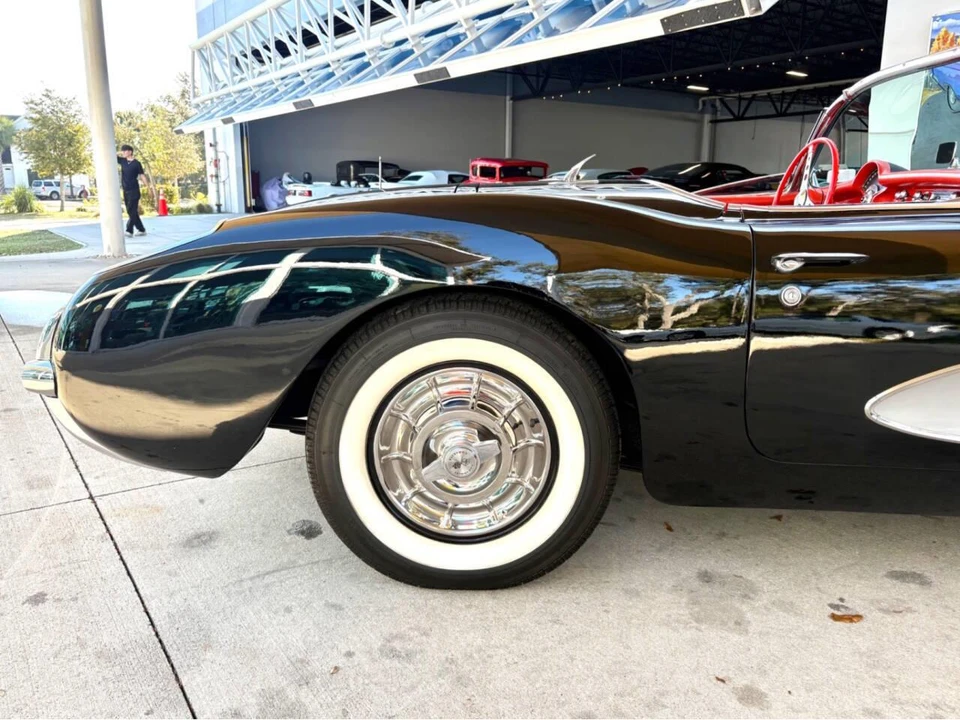 1957 Chevrolet Corvette C1 - Image 21 of 31