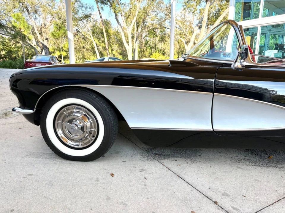 1957 Chevrolet Corvette C1 - Image 23 of 31