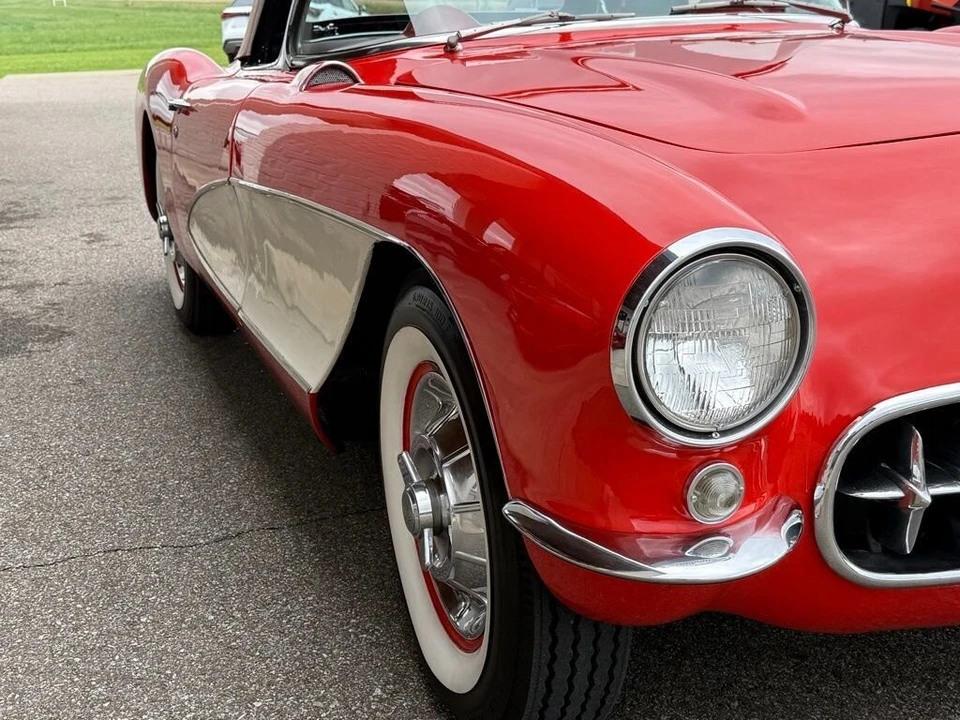 1957 Chevrolet Corvette C1 - Image 14 of 17