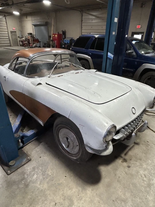 1957 Chevrolet Corvette C1 - Image 2 of 21