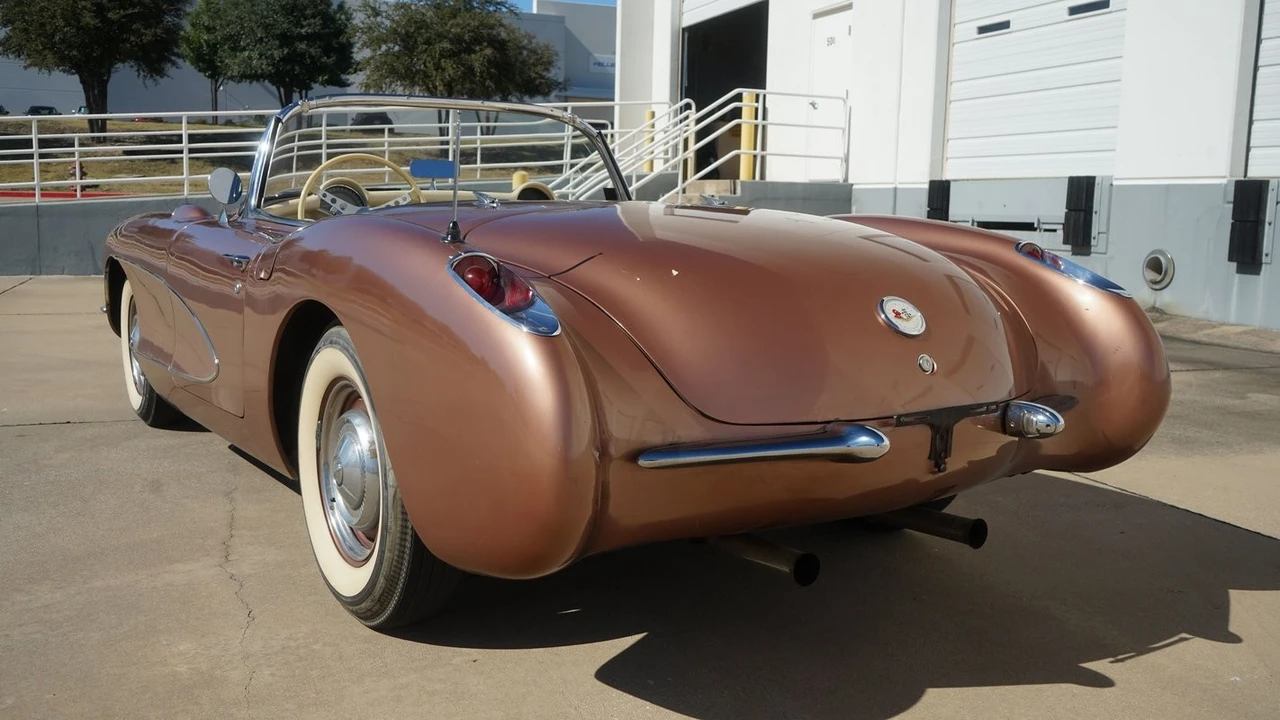 1957 Chevrolet Corvette C1 - Image 11 of 12