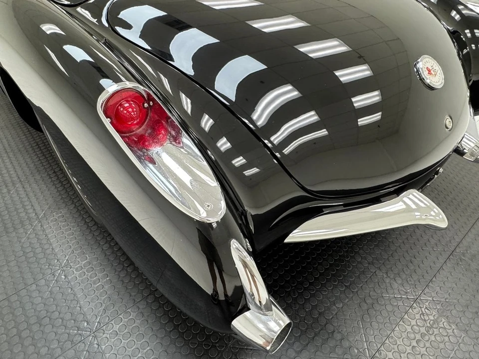 1957 Chevrolet Corvette C1 - Image 18 of 31