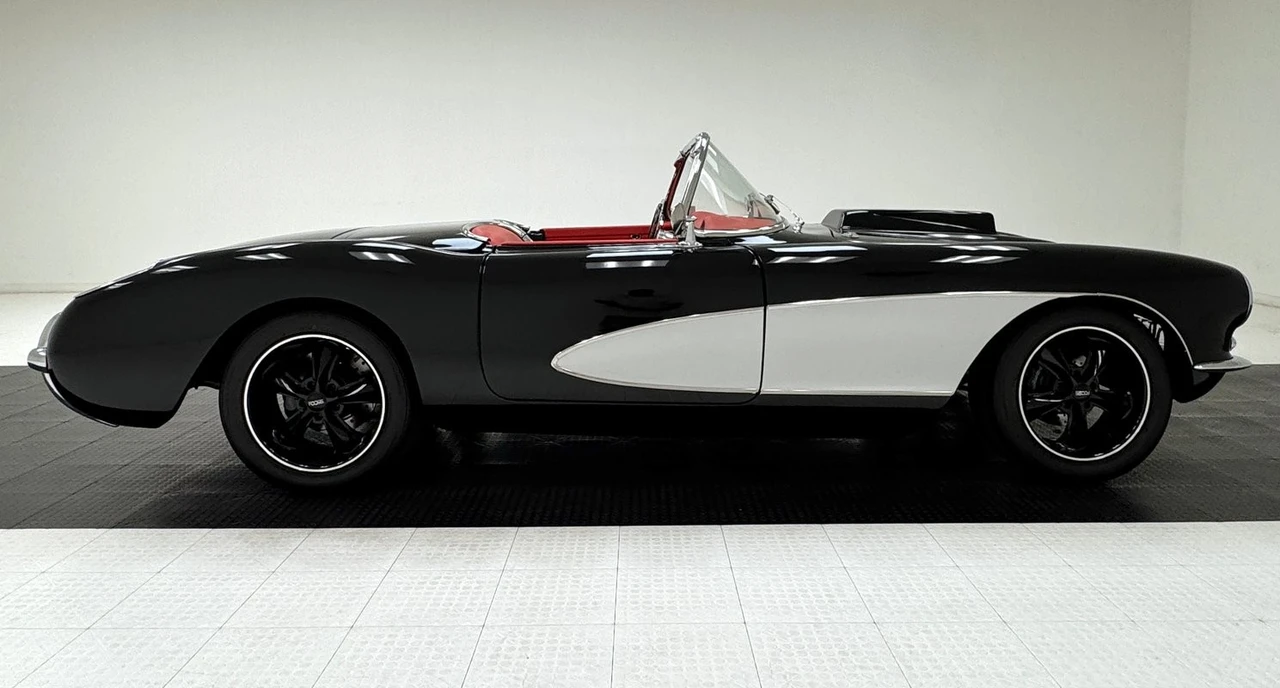 1957 Chevrolet Corvette C1 - Image 6 of 31