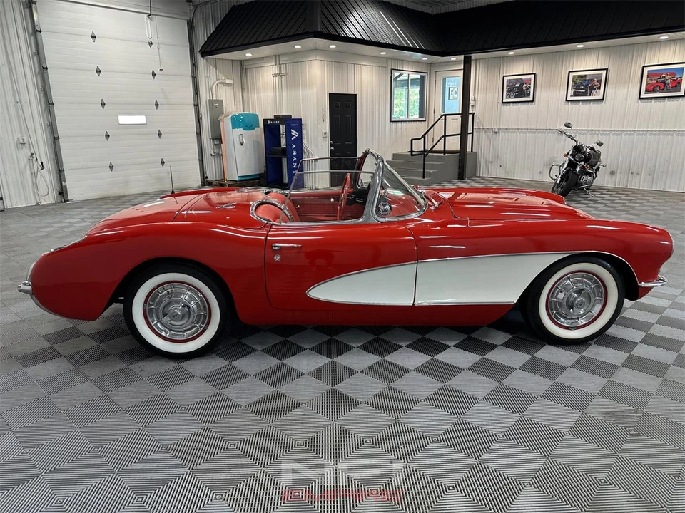 1957 Chevrolet Corvette C1 - Image 16 of 31