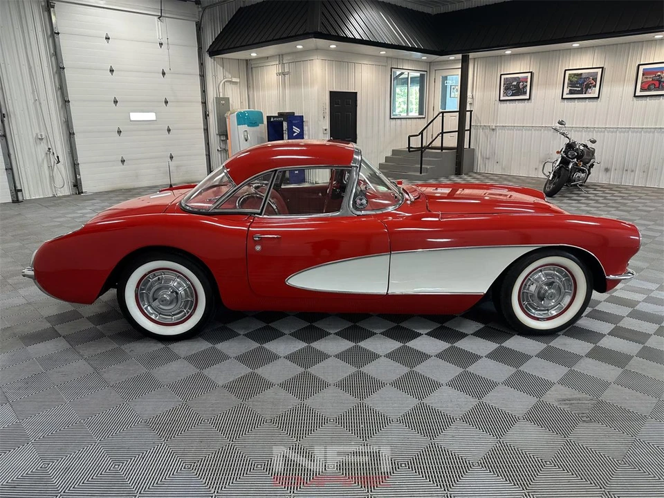 1957 Chevrolet Corvette C1 - Image 18 of 31