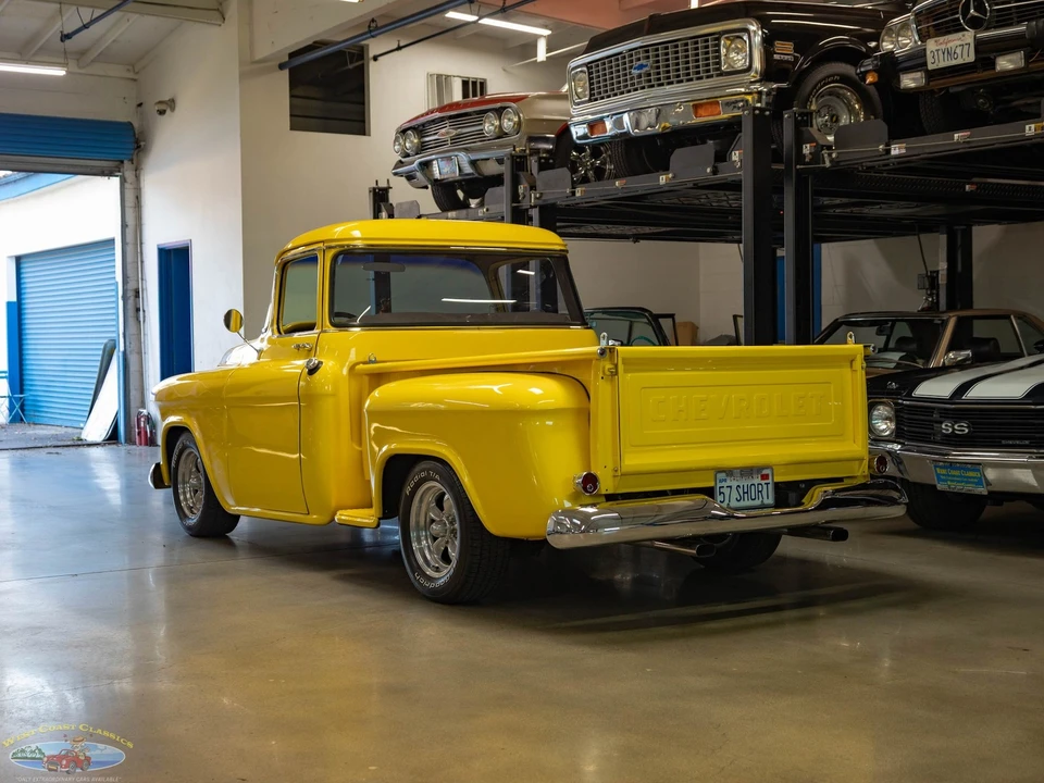 1957 Chevrolet Task Force - Image 22 of 31