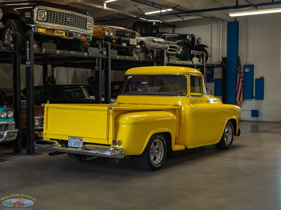 1957 Chevrolet Task Force - Image 25 of 31