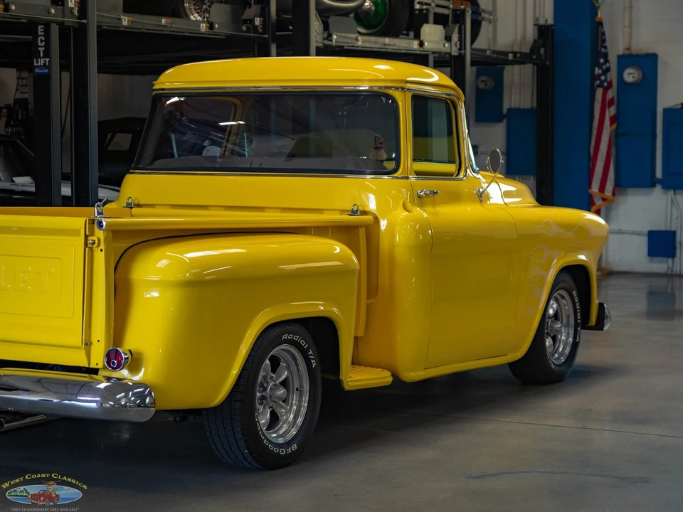 1957 Chevrolet Task Force - Image 27 of 31