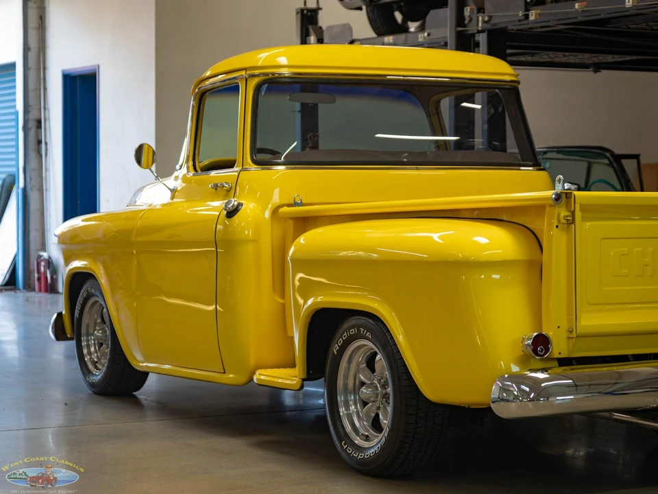 1957 Chevrolet Task Force - Image 23 of 31