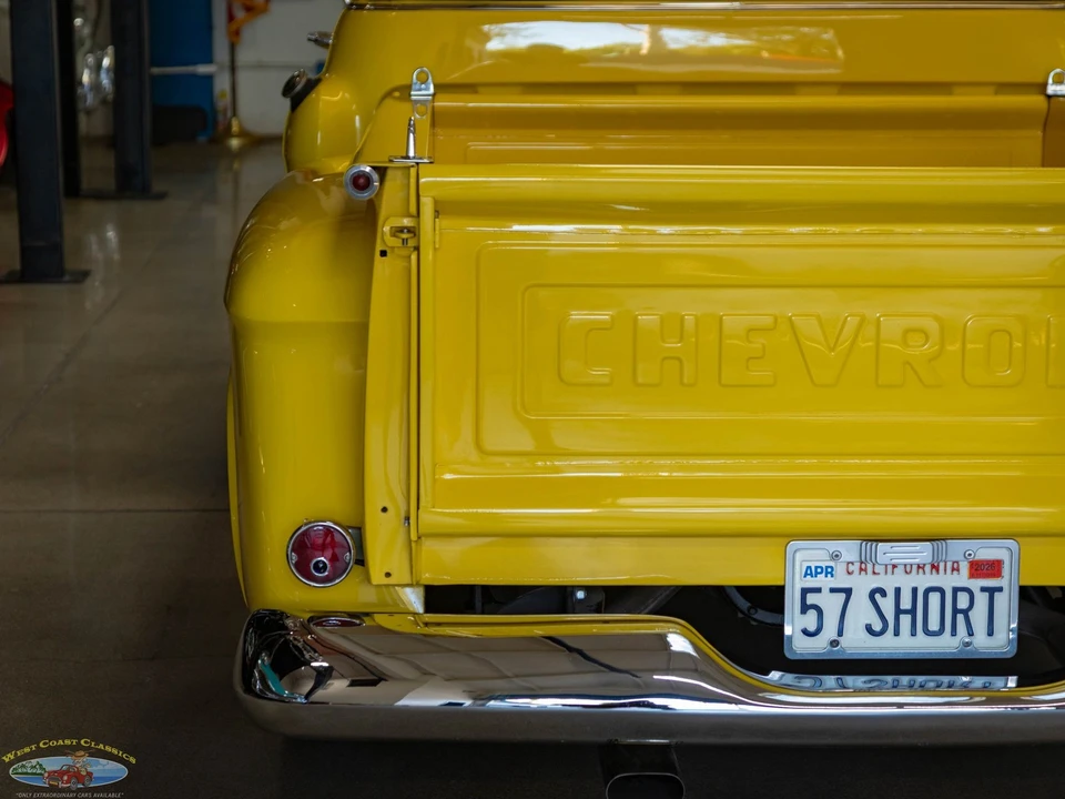 1957 Chevrolet Task Force - Image 19 of 31