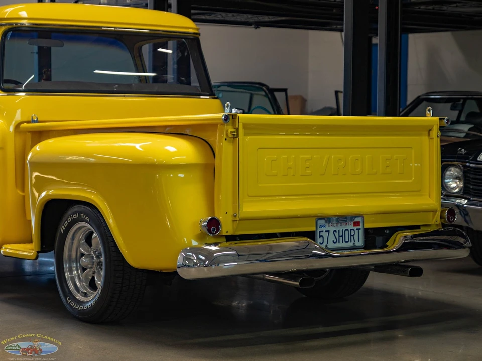 1957 Chevrolet Task Force - Image 24 of 31