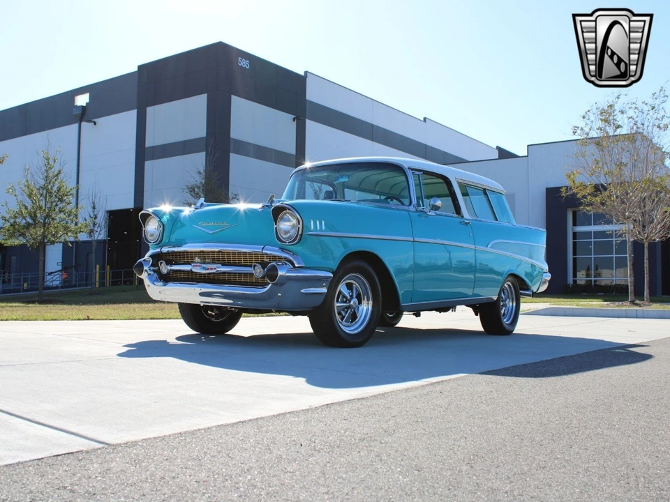 1957 Chevrolet Nomad - Image 11 of 12