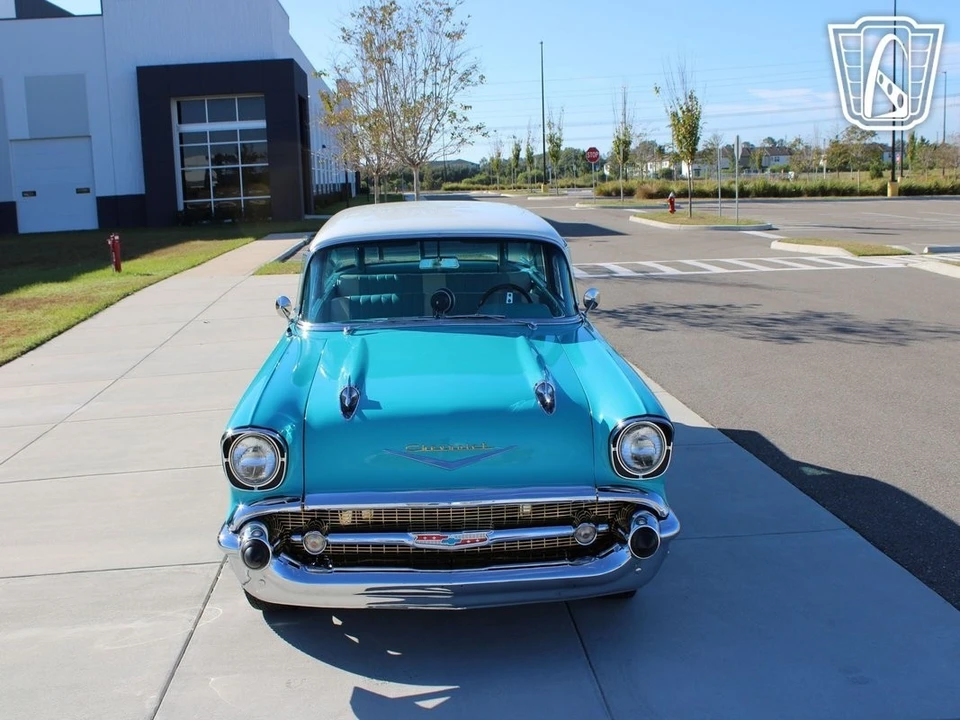 1957 Chevrolet Nomad - Image 9 of 12