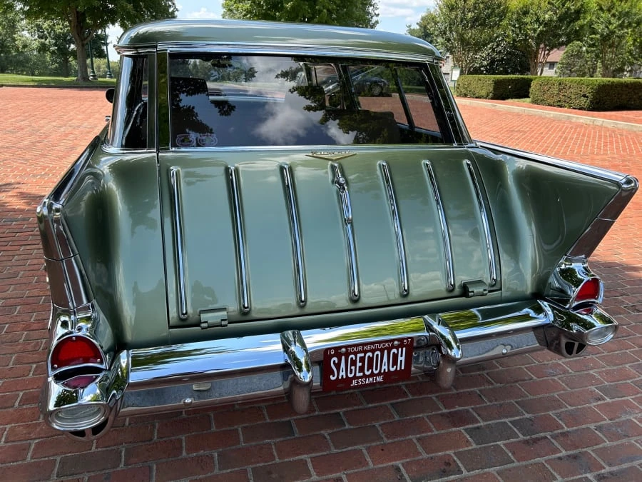 1957 Chevrolet Nomad - Image 19 of 31