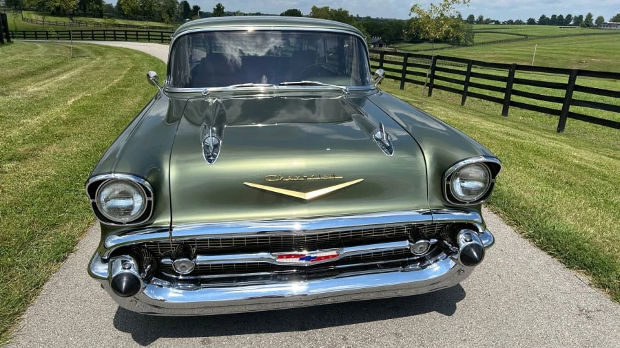 1957 Chevrolet Nomad - Image 4 of 31