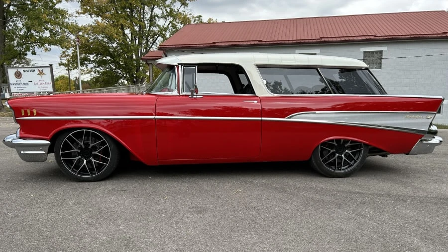 1957 Chevrolet Nomad - Image 2 of 31