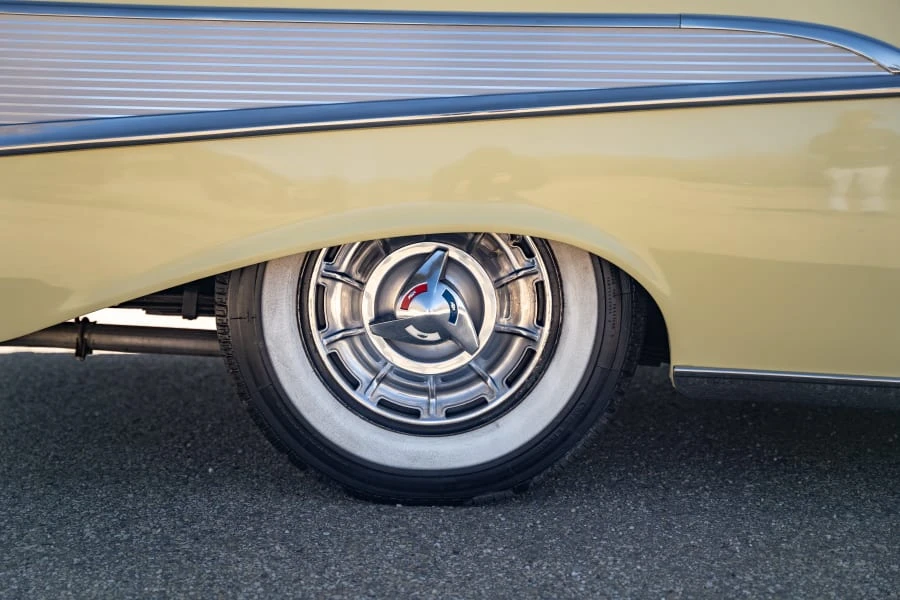 1957 Chevrolet Nomad - Image 24 of 31