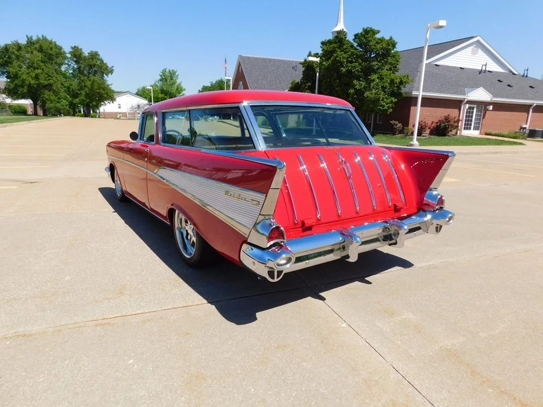 1957 Chevrolet Nomad - Image 27 of 31