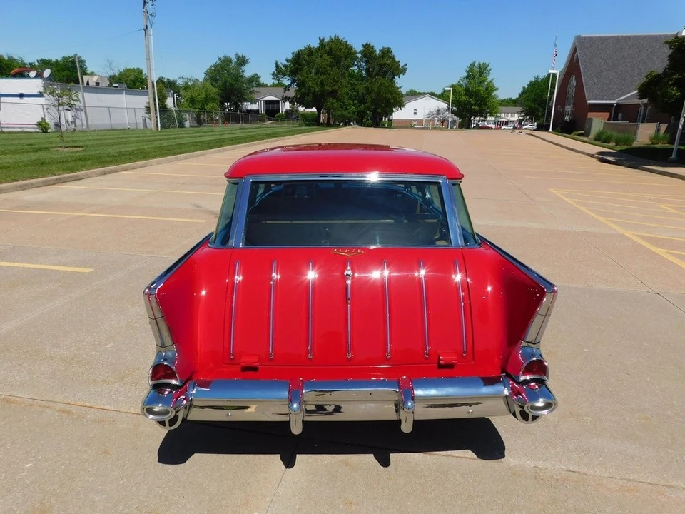1957 Chevrolet Nomad - Image 13 of 31