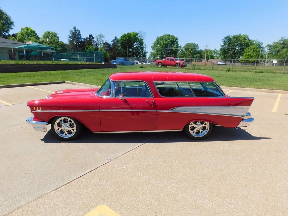 1957 Chevrolet Nomad - Image 15 of 31