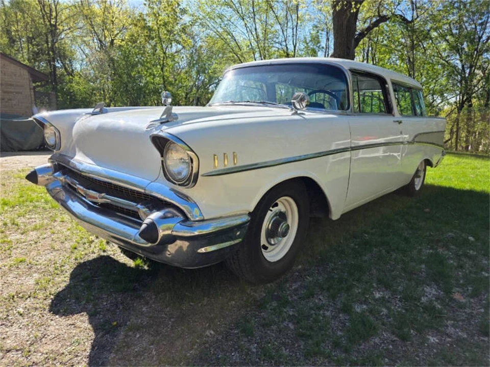 1957 Chevrolet Nomad - Image 8 of 31
